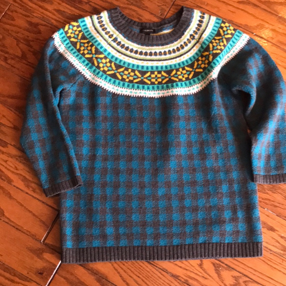 HP- NWOT Women’s Sm  Soft Lambswool Pullover Sweater